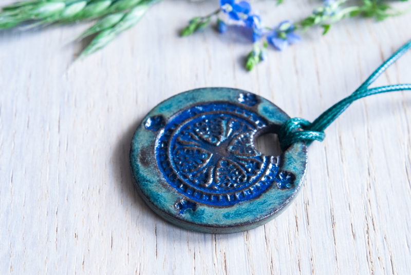 Wisiorek ceramiczny Yed Major - zieleń i granat